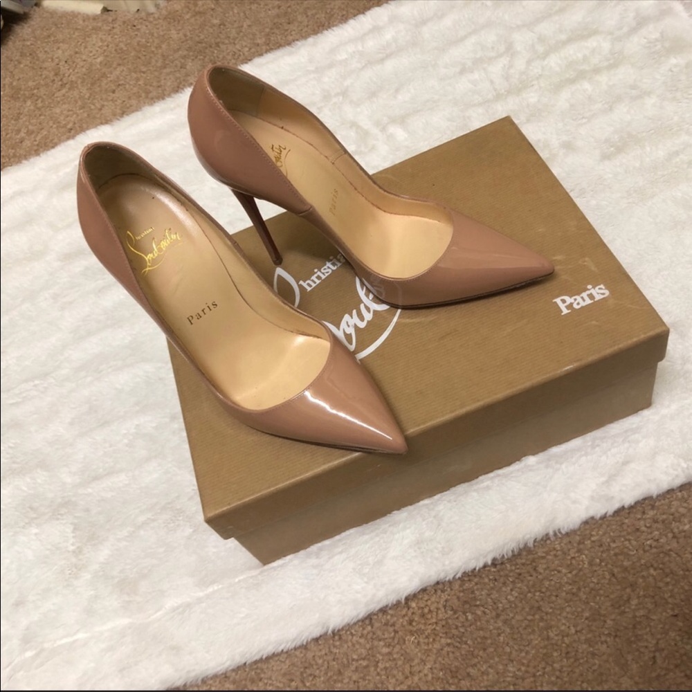 So Kate pumps
